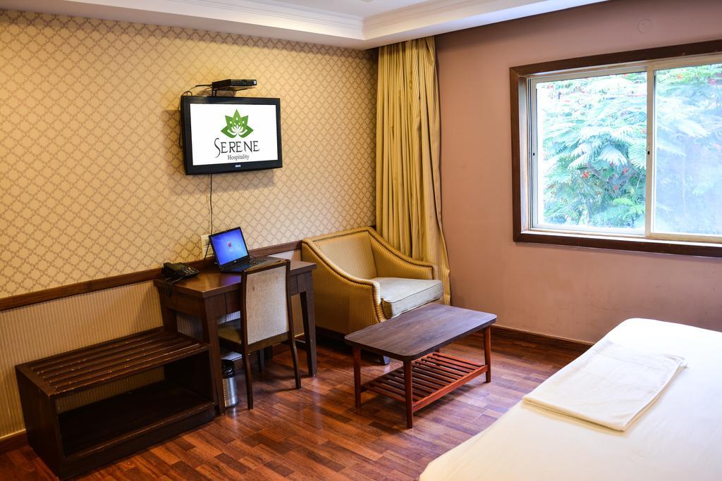 Serene Boutique Hotel Bangalore Extérieur photo