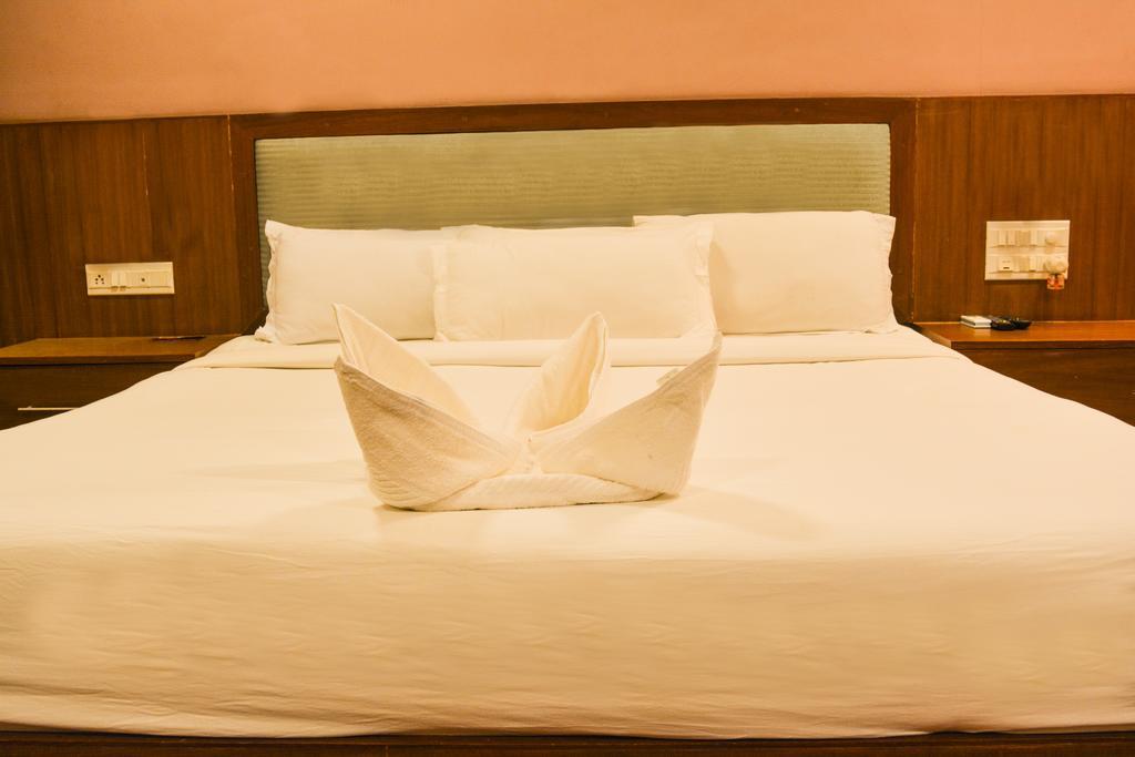 Serene Boutique Hotel Bangalore Extérieur photo