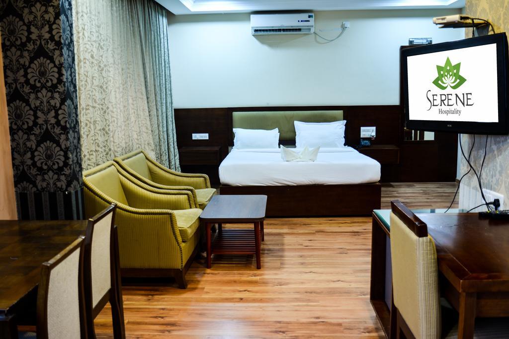 Serene Boutique Hotel Bangalore Extérieur photo